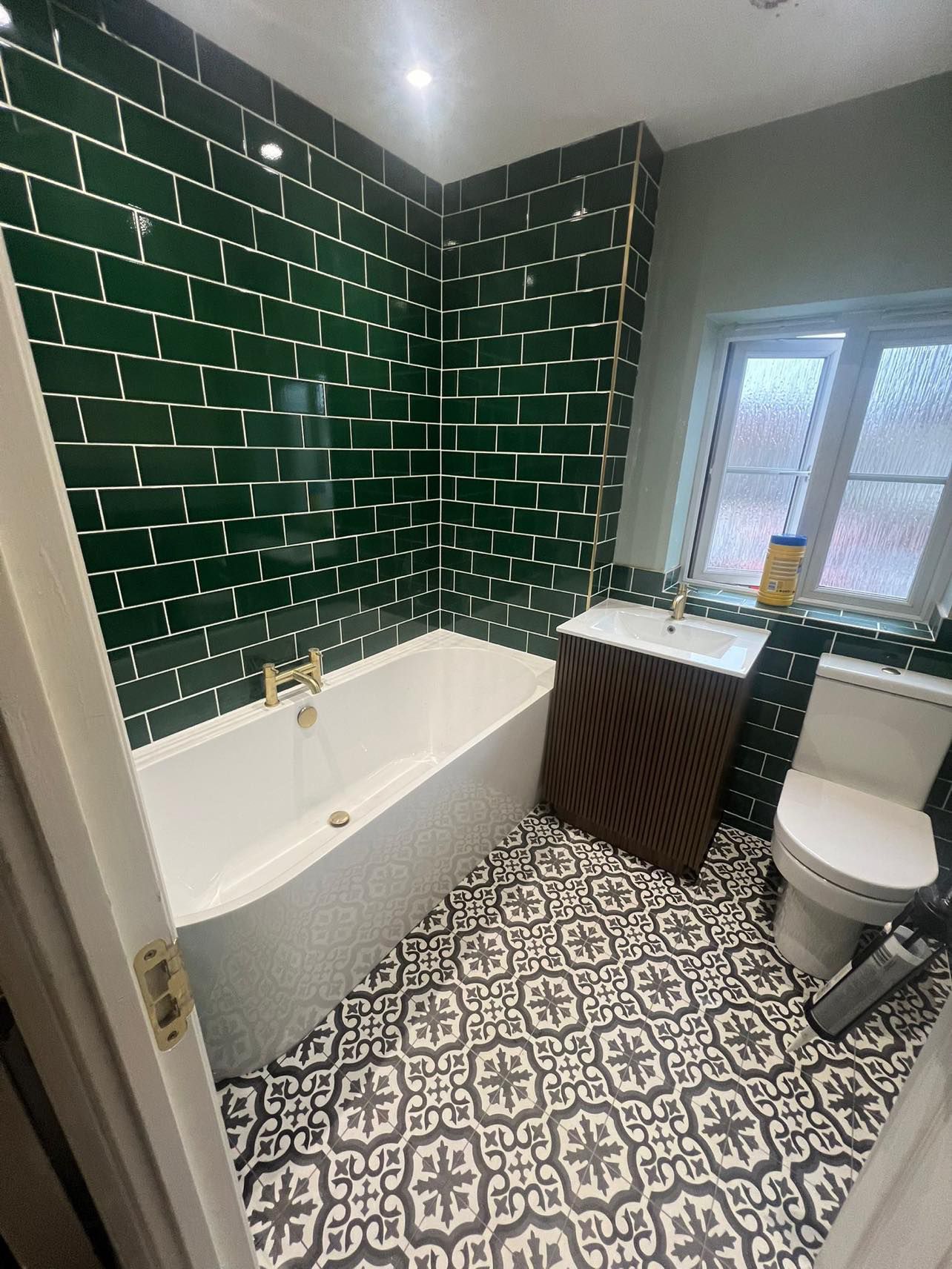 Bathroom Installation & Tiling